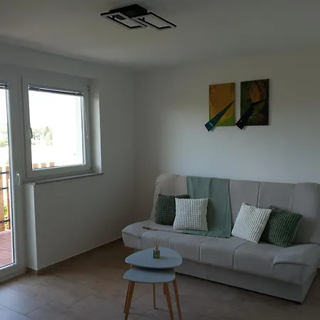 Vinea Apartma 아파트 *